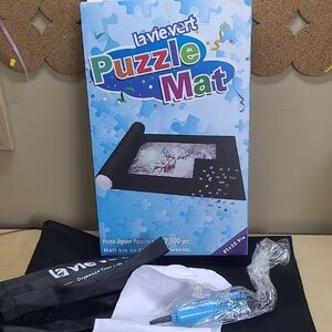 La Vie Vert Puzzle Mat 51"×33.9" Black Felt Mat Packable EUC